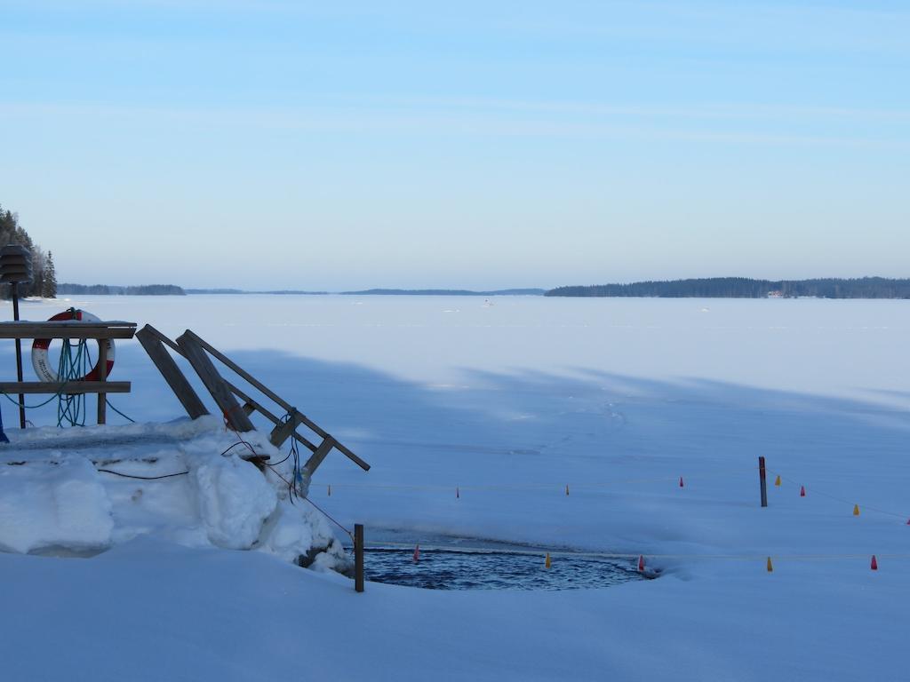 Honkiniemi Hotell Ähtäri Exteriör bild